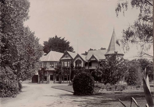 Strowan House at the beginning of the 20th century