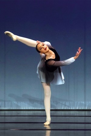 Alyssa Geddes (Year 8) during a ballet performance.