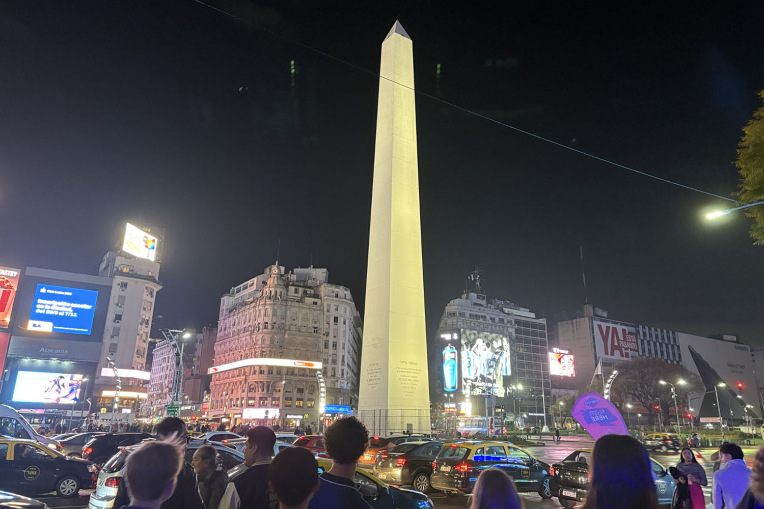 The Obelisco (Obelisk), a national historic monument and icon of Buenos Aires, Argentina