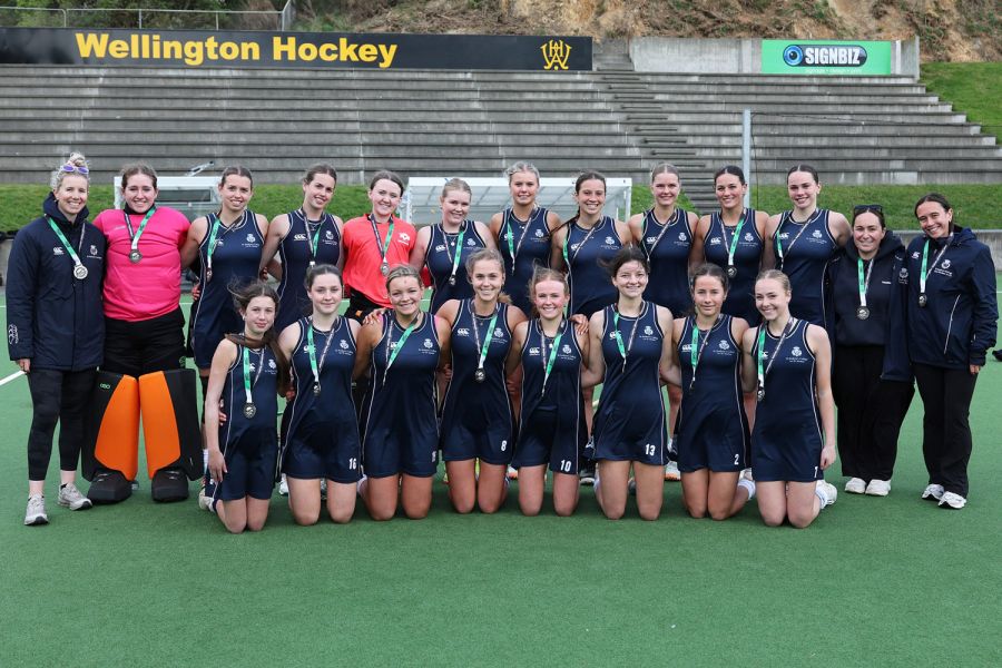 St Andrew's College Hockey Girls’ 1st XI team, second nationally at the Federation Cup