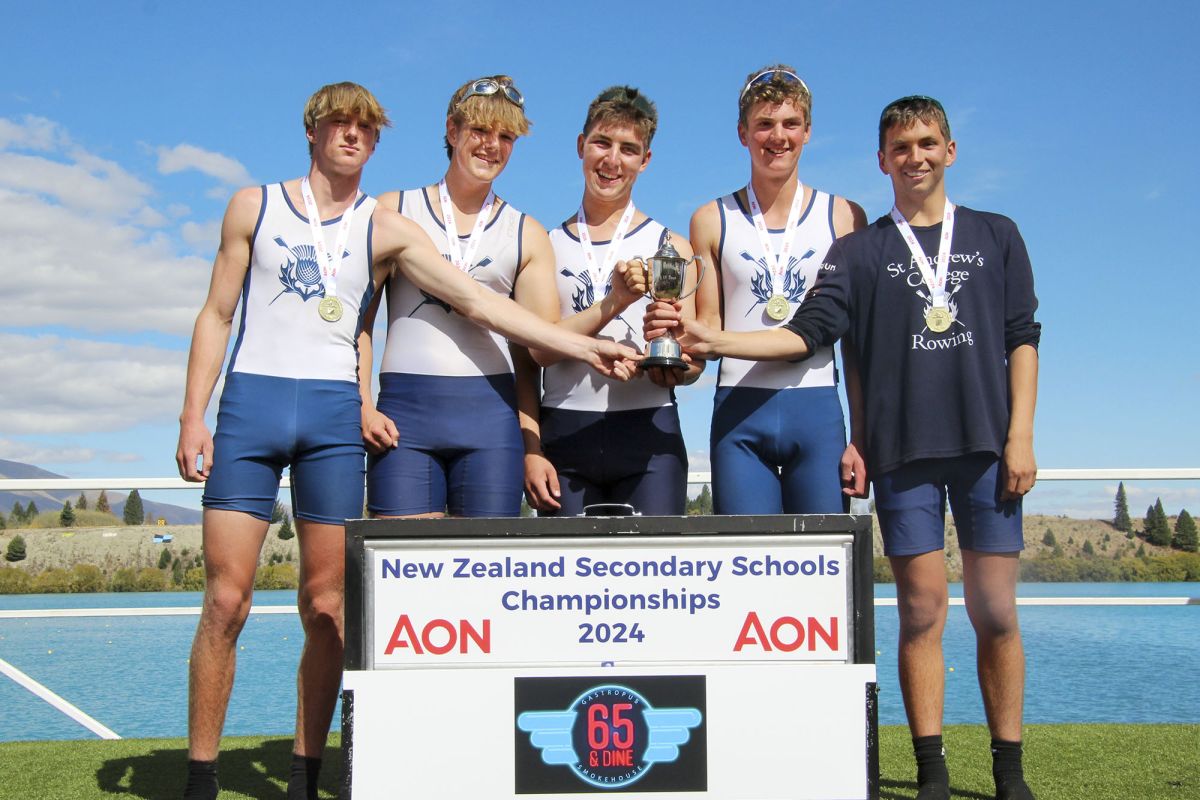 Maadi Cup gold medalists.