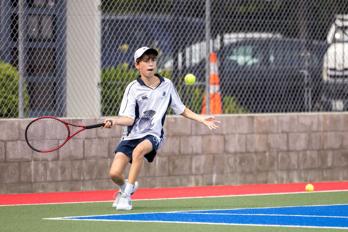 Preparatory tennis match.