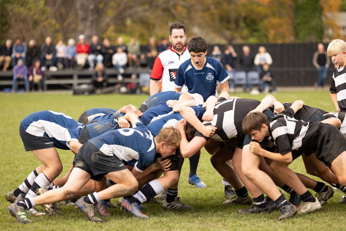 Secondary rugby game.