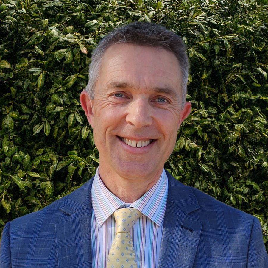 John Ruge Head of Senior College